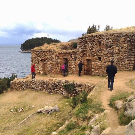 Отель Hostal Puerto Yumani Исла-дель-Соль Экстерьер фото