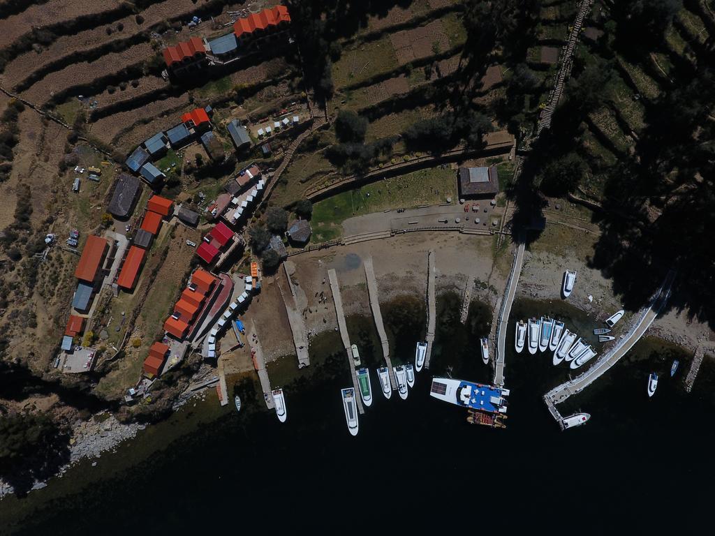 Отель Hostal Puerto Yumani Исла-дель-Соль Экстерьер фото
