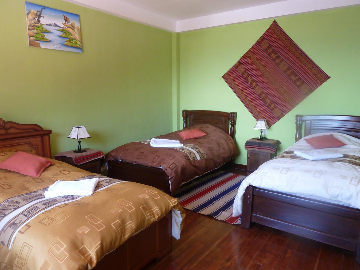 Отель Hostal Puerto Yumani Исла-дель-Соль Экстерьер фото